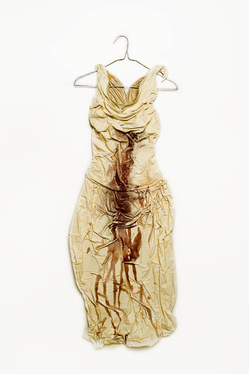 Vin sur coton encollé / Wine on pasted cotton (2005) 130 cm x 40 cm